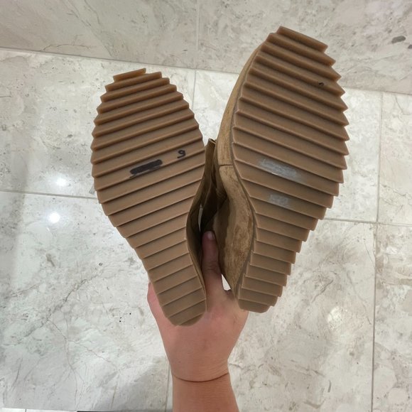 PEDRO GARCIA {36} Carmel suede platform wedge bootie lace up rubber sole - Picture 8 of 8